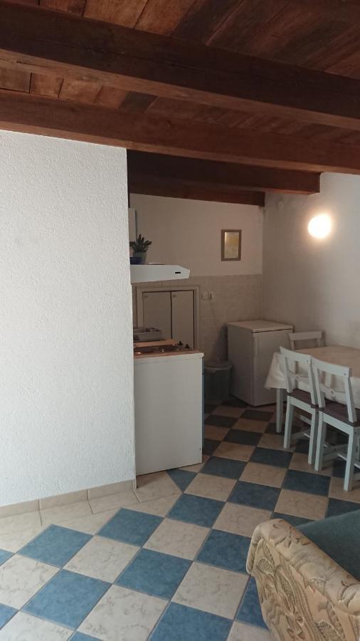 Near Beach - Apartment Butiga Rovinj Ngoại thất bức ảnh